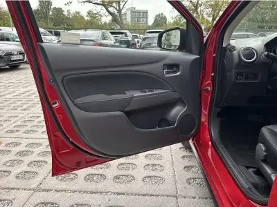 CZERWONY HATCHBACK MITSUBISHI SPACE STAR z 2022 r., BENZYNA, skrzynia biegów AUTOMATYCZNA 71KM, zdjęcie 19 z 19
