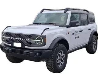 BIAŁY SUV FORD BRONCO z 2023 r., BENZYNA, skrzynia biegów AUTOMATYCZNA 246KM, zdjęcie główne
