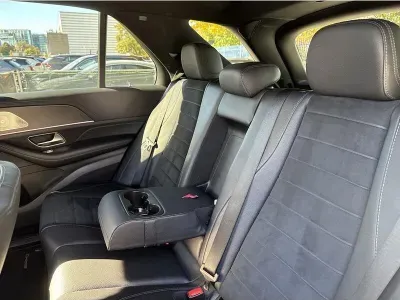 SREBRNY SUV MERCEDES CLASE GLE z 2022 r., DIESEL, skrzynia biegów AUTOMATYCZNA 292KM, zdjęcie 2 z 17