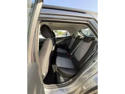 SZARY HATCHBACK KIA STONIC z 2026 r., BENZYNA, skrzynia biegów MANUALNA 100KM, zdjęcie 4 z 17
