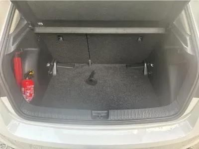 BIAŁY HATCHBACK SKODA FABIA z 2023 r., BENZYNA, skrzynia biegów MANUALNA 110KM, zdjęcie 14 z 19