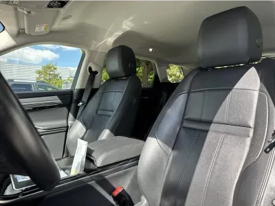 SZARY SUV LAND ROVER EVOQUE z 2022 r., BENZYNA, skrzynia biegów AUTOMATYCZNA 200KM, zdjęcie 18 z 18