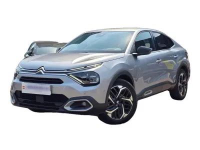 SREBRNY SEDAN CITROEN C4 X z 2024 r., BENZYNA, skrzynia biegów AUTOMATYCZNA 131KM, zdjęcie główne