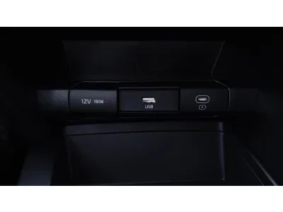 BIAŁY CROSSOVER KIA XCEED z 2026 r., BENZYNA, skrzynia biegów AUTOMATYCZNA 150KM, zdjęcie 3 z 18