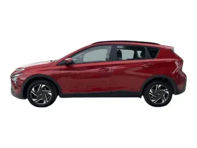 CZERWONY SUV HYUNDAI BAYON z 2023 r., BENZYNA, skrzynia biegów MANUALNA 101KM, zdjęcie 9 z 19