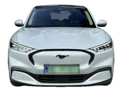 BIAŁY SUV FORD MUSTANG MACH E z 2022 r., ELEKTRYCZNY, skrzynia biegów AUTOMATYCZNA 269KM, zdjęcie 10 z 19