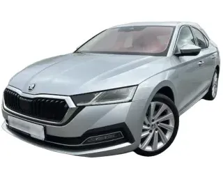 SREBRNY HATCHBACK SKODA OCTAVIA IV z 2022 r., BENZYNA, skrzynia biegów AUTOMATYCZNA 200KM, zdjęcie główne
