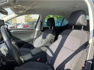 NIEBIESKI HATCHBACK SKODA SUPERB z 2021 r., BENZYNA, skrzynia biegów AUTOMATYCZNA 150KM, zdjęcie 9 z 19