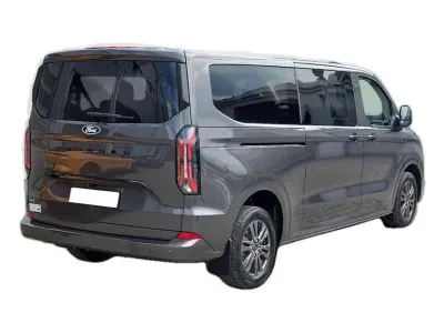 SREBRNY VAN FORD TOURNEO CUSTOM z 2025 r., HYBRYDA/BENZYNA, skrzynia biegów AUTOMATYCZNA 171KM, zdjęcie 13 z 24