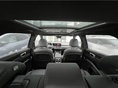 NIEBIESKI SUV KIA SORENTO IV z 2025 r., DIESEL, skrzynia biegów AUTOMATYCZNA 193KM, zdjęcie 11 z 15