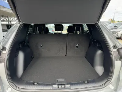 SZARY SUV FORD KUGA z 2026 r., BENZYNA, skrzynia biegów AUTOMATYCZNA 180KM, zdjęcie 12 z 14