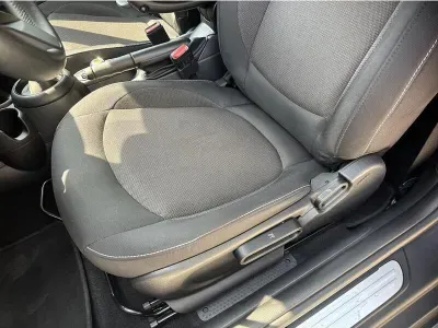 SZARY HATCHBACK MINI MINI z 2021 r., BENZYNA, skrzynia biegów AUTOMATYCZNA 102KM, zdjęcie 7 z 19