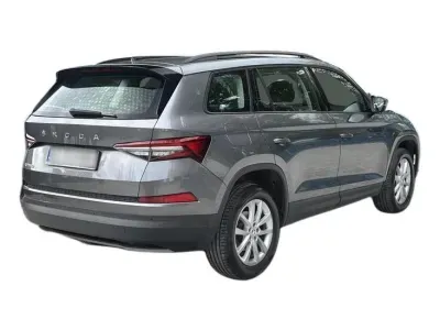 SZARY SUV SKODA KODIAQ z 2022 r., BENZYNA, skrzynia biegów AUTOMATYCZNA 150KM, zdjęcie 18 z 18