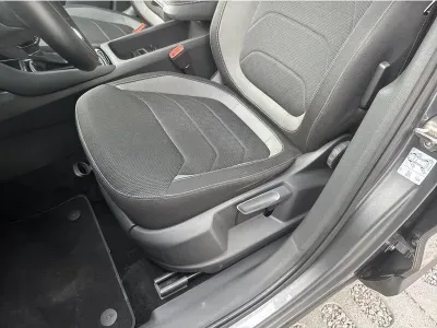 SZARY SUV SKODA KODIAQ z 2022 r., BENZYNA, skrzynia biegów AUTOMATYCZNA 150KM, zdjęcie 14 z 19
