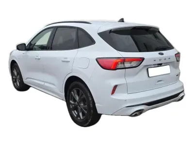 BIAŁY SUV FORD KUGA z 2022 r., HYBRYDA/BENZYNA, skrzynia biegów AUTOMATYCZNA 112KM, zdjęcie 21 z 28