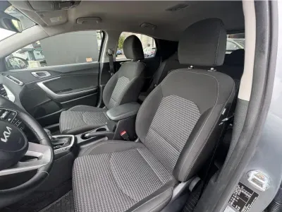 SREBRNY SUV KIA XCEED z 2026 r., BENZYNA, skrzynia biegów AUTOMATYCZNA 110KM, zdjęcie 20 z 21