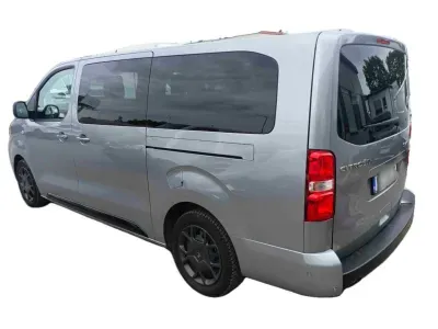 SREBRNY HATCHBACK CITROEN SPACETOURERXL z 2025 r., DIESEL, skrzynia biegów AUTOMATYCZNA 177KM, zdjęcie 5 z 8