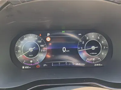 CZERWONY KOMBI KIA PROCEED z 2024 r., BENZYNA, skrzynia biegów AUTOMATYCZNA 140KM, zdjęcie 11 z 18