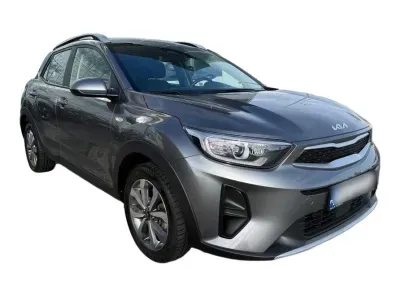SZARY SUV KIA STONIC z 2025 r., BENZYNA, skrzynia biegów MANUALNA 58KM, zdjęcie 15 z 22