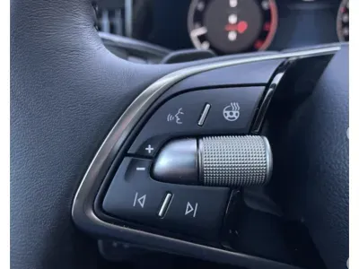 CZARNY SEDAN SKODA SUPERB LIM. z 2024 r., BENZYNA, skrzynia biegów AUTOMATYCZNA 265KM, zdjęcie 10 z 13