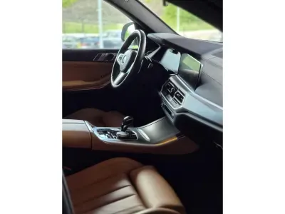 CZARNY SUV BMW X5 z 2022 r., DIESEL, skrzynia biegów AUTOMATYCZNA 231KM, zdjęcie 5 z 12