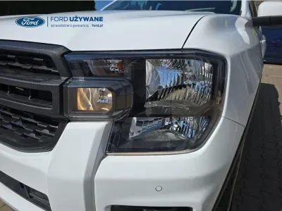 BIAŁY SUV FORD RANGER z 2024 r., DIESEL, skrzynia biegów MANUALNA 125KM, zdjęcie 13 z 18