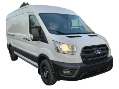 BIAŁY VAN FORD TRANSIT FURGON z 2025 r., DIESEL, skrzynia biegów MANUALNA 130KM, zdjęcie główne