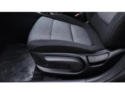 CZARNY CROSSOVER KIA STONIC z 2026 r., BENZYNA, skrzynia biegów MANUALNA 100KM, zdjęcie 2 z 18