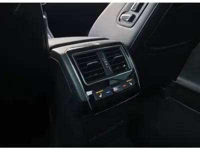 NIEBIESKI SEDAN SKODA SUPERB LIM. z 2023 r., BENZYNA, skrzynia biegów AUTOMATYCZNA 190KM, zdjęcie 4 z 20