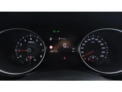 BIAŁY CROSSOVER KIA XCEED z 2026 r., BENZYNA, skrzynia biegów AUTOMATYCZNA 150KM, zdjęcie 11 z 19