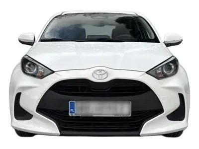 BIAŁY HATCHBACK TOYOTA YARIS z 2024 r., HYBRYDA/BENZYNA, skrzynia biegów AUTOMATYCZNA 116KM, zdjęcie 7 z 17