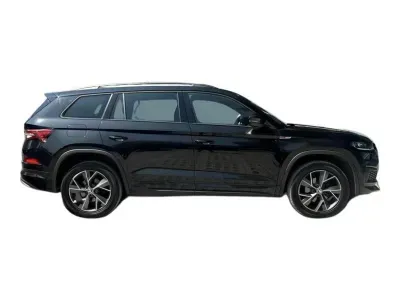 CZARNY SUV SKODA KODIAQ z 2023 r., DIESEL, skrzynia biegów AUTOMATYCZNA 150KM, zdjęcie 7 z 19