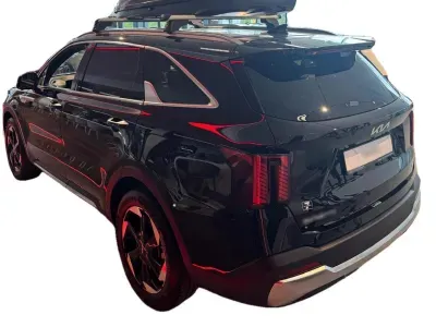 CZARNY KOMBI KIA SORENTO z 2026 r., BENZYNA, skrzynia biegów AUTOMATYCZNA 160KM, zdjęcie 5 z 5