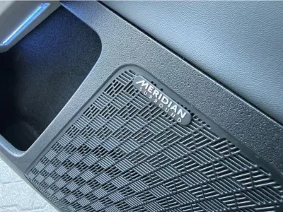 CZARNY SUV KIA EV6 z 2025 r., ELEKTRYCZNY, skrzynia biegów AUTOMATYCZNA 239KM, zdjęcie 13 z 38