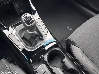 NIEBIESKI INNE HYUNDAI I30 z 2025 r., BENZYNA, skrzynia biegów MANUALNA 140KM, zdjęcie 11 z 17