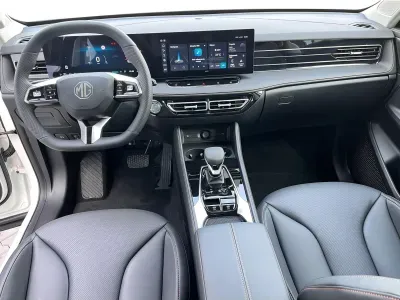 CZARNY SUV MG HS z 2026 r., HYBRYDA/BENZYNA, skrzynia biegów AUTOMATYCZNA 272KM, zdjęcie 6 z 15
