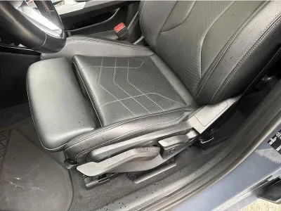 SZARY SEDAN BMW SERIE2-ACTIVETOURER z 2023 r., BENZYNA, skrzynia biegów AUTOMATYCZNA 136KM, zdjęcie 13 z 19