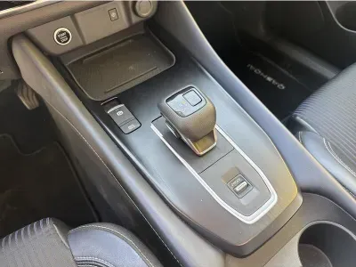 CZARNY SUV NISSAN QASHQAI z 2022 r., BENZYNA, skrzynia biegów AUTOMATYCZNA 158KM, zdjęcie 11 z 19
