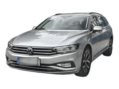 SREBRNY KOMBI VOLKSWAGEN PASSAT z 2023 r., BENZYNA, skrzynia biegów AUTOMATYCZNA 150KM, zdjęcie 5 z 19