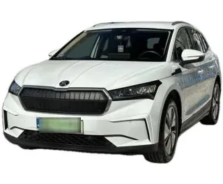 BIAŁY SUV SKODA ENYAQ z 2022 r., ELEKTRYCZNY, skrzynia biegów AUTOMATYCZNA 179KM, zdjęcie główne