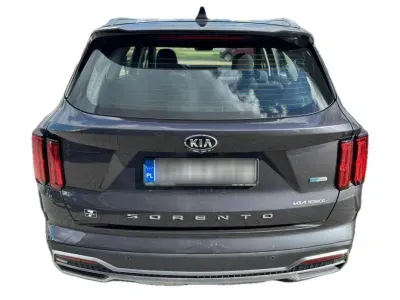 SZARY SUV KIA SORENTO z 2021 r., HYBRYDA/BENZYNA, skrzynia biegów AUTOMATYCZNA 169KM, zdjęcie 16 z 24