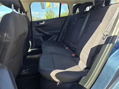 NIEBIESKI KOMBI FORD FOCUS TURNIER z 2024 r., DIESEL, skrzynia biegów AUTOMATYCZNA 115KM, zdjęcie 3 z 19