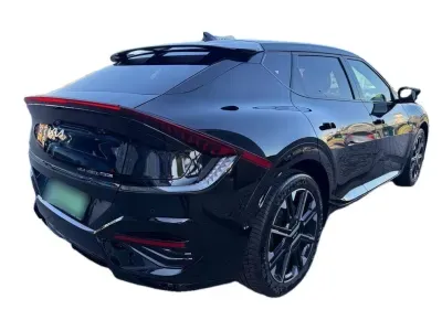 CZARNY SUV KIA EV6 z 2025 r., ELEKTRYCZNY, skrzynia biegów AUTOMATYCZNA 239KM, zdjęcie 6 z 38
