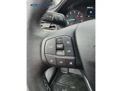 SZARY HATCHBACK FORD PUMA z 2022 r., HYBRYDA/BENZYNA, skrzynia biegów AUTOMATYCZNA 92KM, zdjęcie 7 z 21