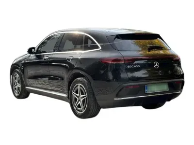 CZARNY SUV MERCEDES CLASE EQC z 2020 r., ELEKTRYCZNY, skrzynia biegów AUTOMATYCZNA 408KM, zdjęcie 3 z 19