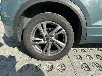 NIEBIESKI SUV VOLKSWAGEN T-ROC z 2022 r., BENZYNA, skrzynia biegów AUTOMATYCZNA 150KM, zdjęcie 15 z 19
