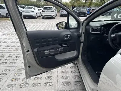 BEŻOWY HATCHBACK CITROEN C3 z 2024 r., BENZYNA, skrzynia biegów AUTOMATYCZNA 110KM, zdjęcie 17 z 19