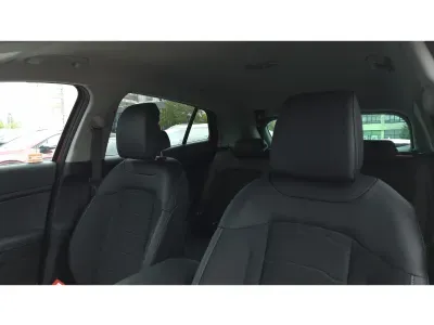SREBRNY SUV KIA SPORTAGE z 2026 r., BENZYNA, skrzynia biegów AUTOMATYCZNA 150KM, zdjęcie 19 z 20