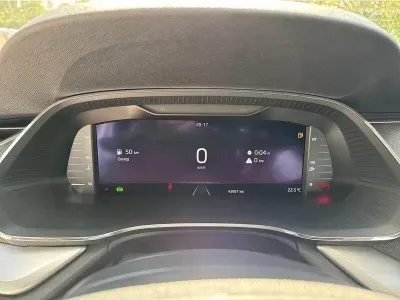 SREBRNY HATCHBACK SKODA OCTAVIA z 2023 r., BENZYNA, skrzynia biegów AUTOMATYCZNA 190KM, zdjęcie 19 z 19