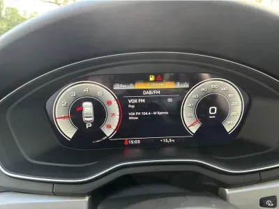 CZARNY SEDAN AUDI A4 z 2022 r., BENZYNA, skrzynia biegów AUTOMATYCZNA 150KM, zdjęcie 10 z 19